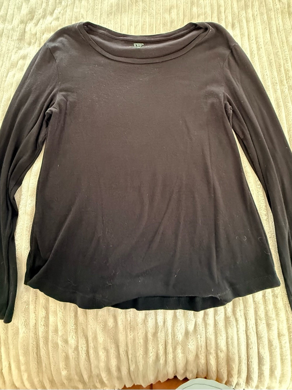 crown & ivy Black Long Sleeve Scoop Neck Tee